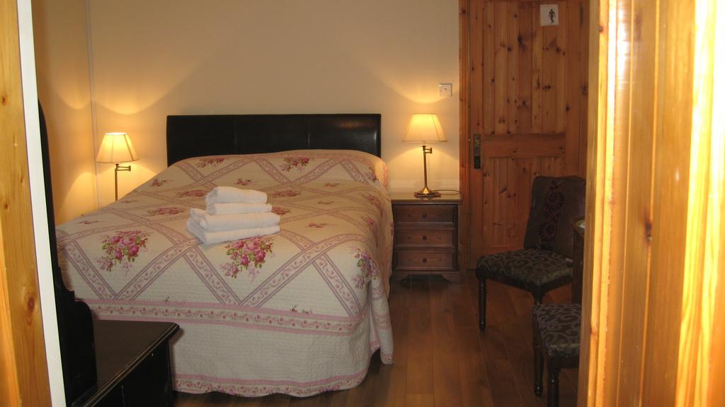 An Bruachan B&B เคนแมร์ ภายนอก รูปภาพ